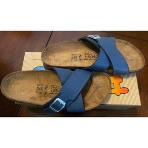 EUC Birki's Santosa Adjustable Cross Strap Comfort